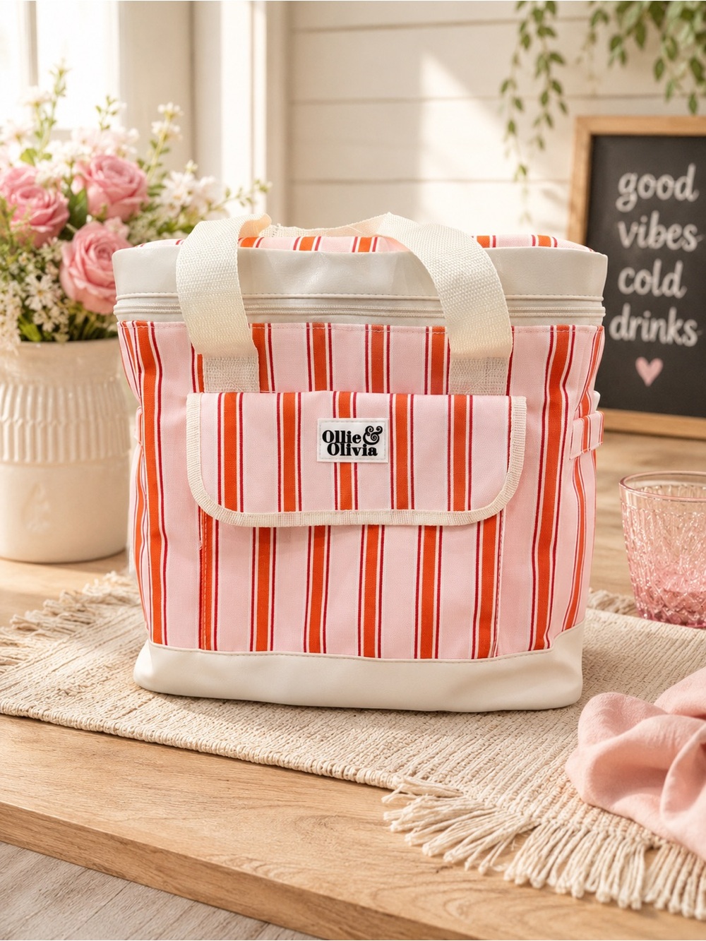 New With Tags Ollie & Olivia Insulated Cooler Bag